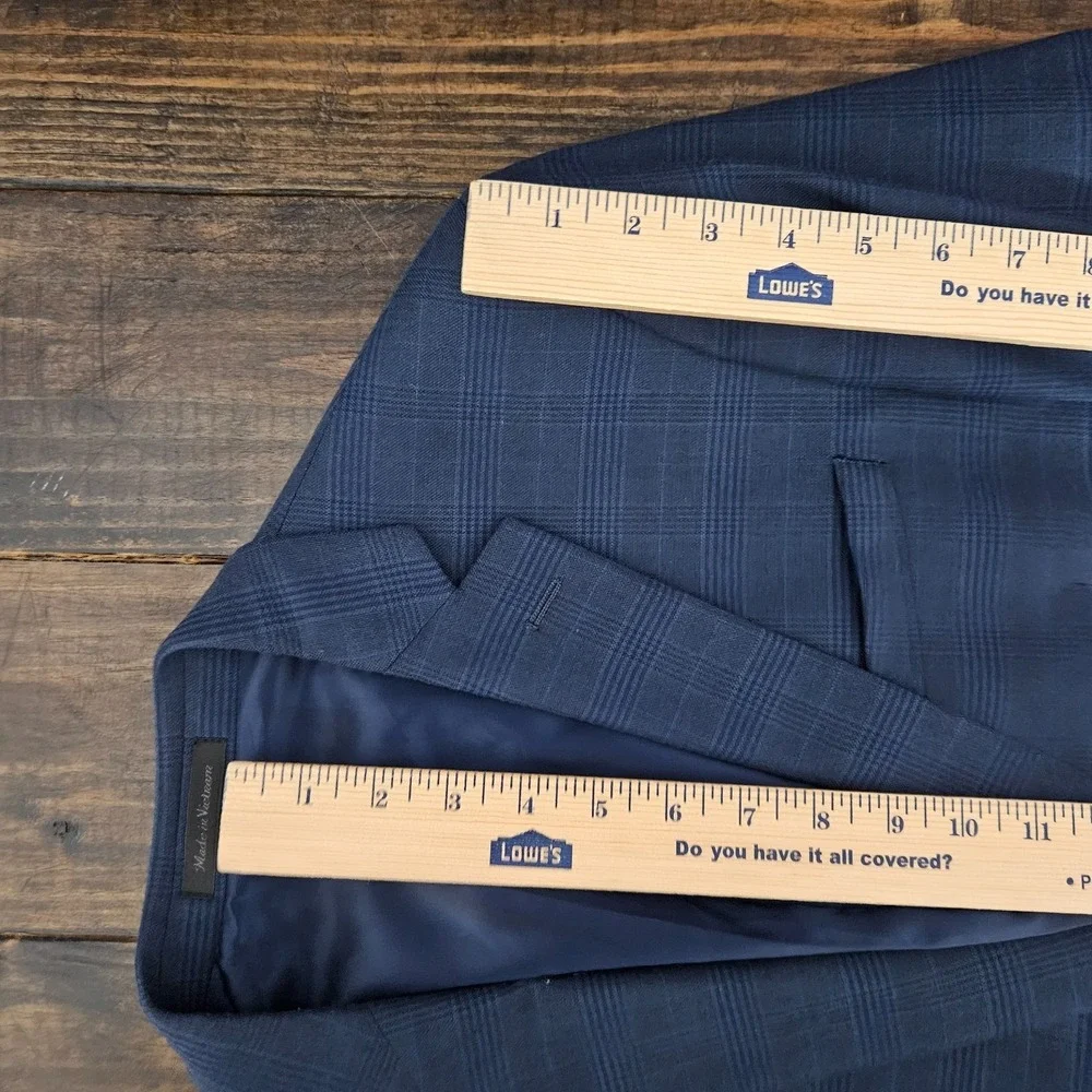 Van‎ Heusen Men's Sport Coat Blazer Two Button Navy Polyester Blend Slim 38R